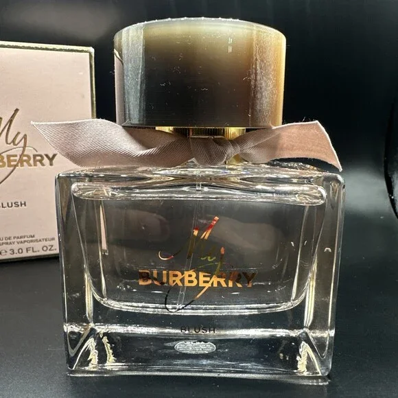 Burberry My Burberry Blush EDP Spray for Women, 3.0 oz / 90 ml - $181-retail - Picture 2 of 6